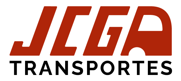 Soy Juan Carlos Gómez, un profesional con más de 20 años de experiencia en el sector del transporte, la carga y la logística. Desde mis inicios con un camión grúa hasta mi actual especialización en el manejo y traslado de contenedores, he trabajado siempre con un mismo objetivo: ofrecer un servicio seguro, eficiente y responsable.